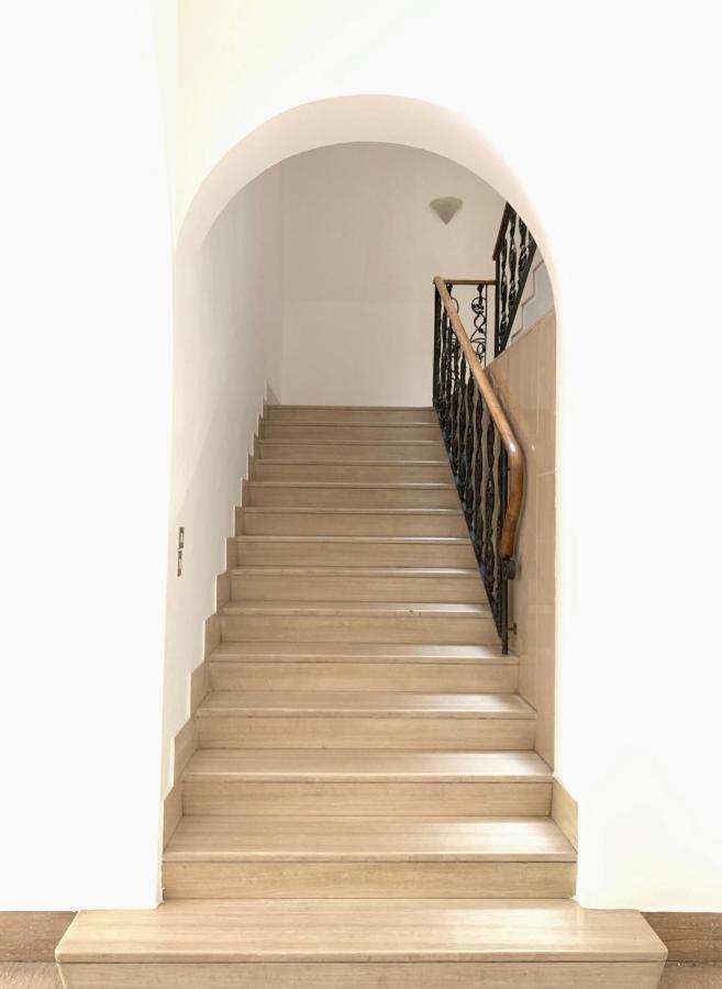 Bue Nero Suites Verona Ngoại thất bức ảnh